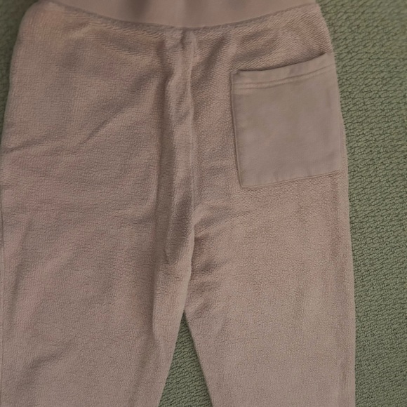 UGG xs sweatpants - Picture 3 of 4